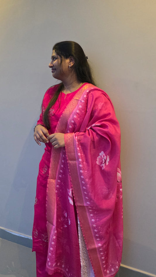 Gulnaar Pink Suit Set