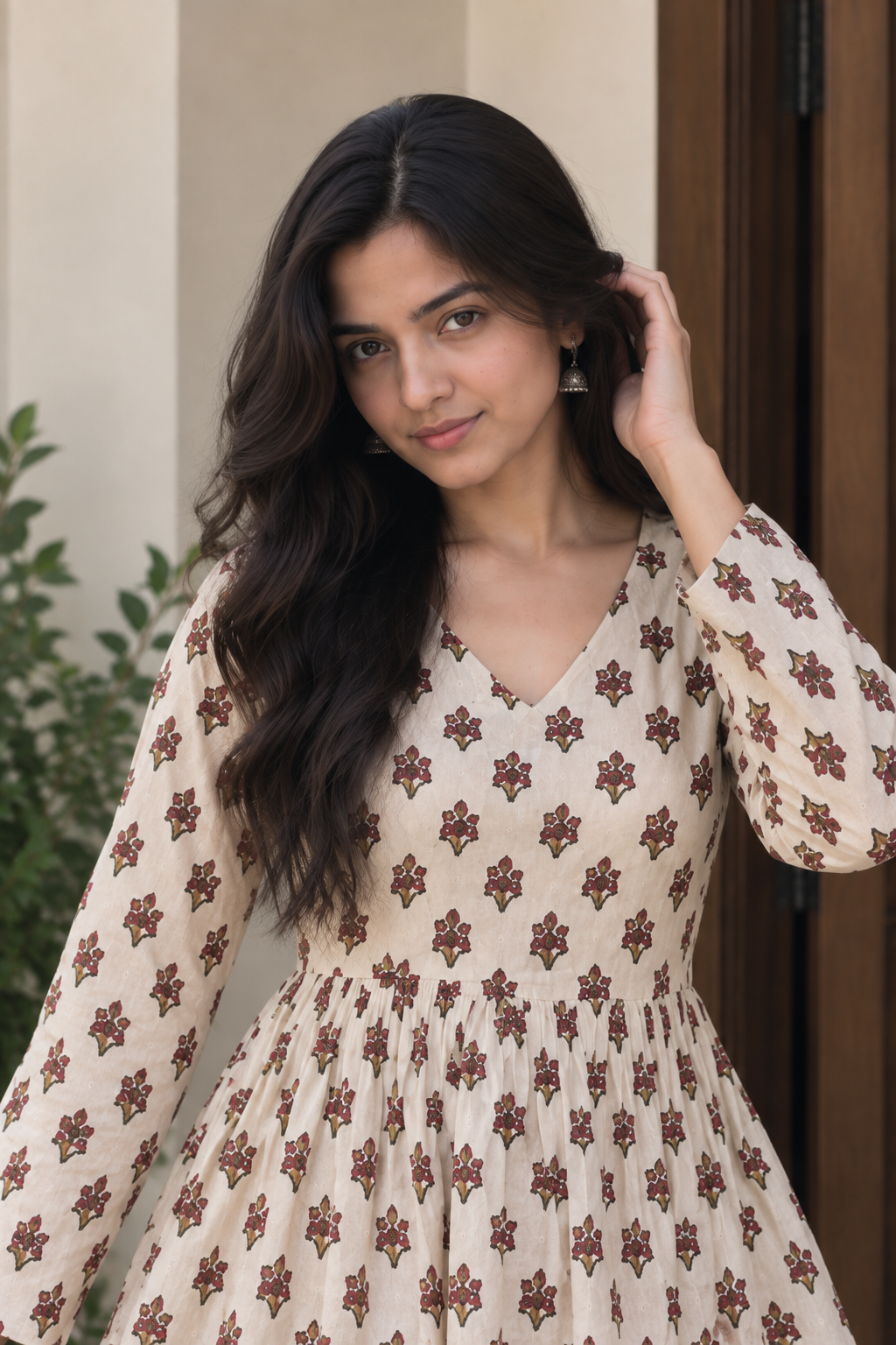 Cream Floral Peplum Short Kurti — product photo 4