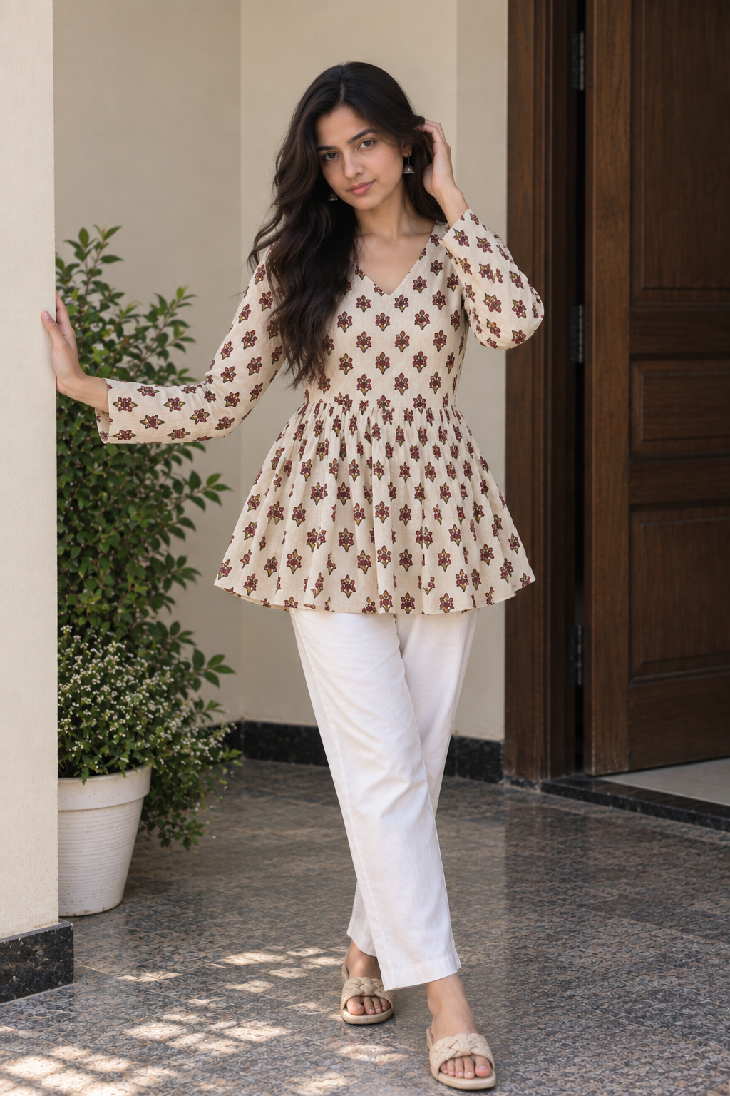 Cream Floral Peplum Short Kurti — product photo 3